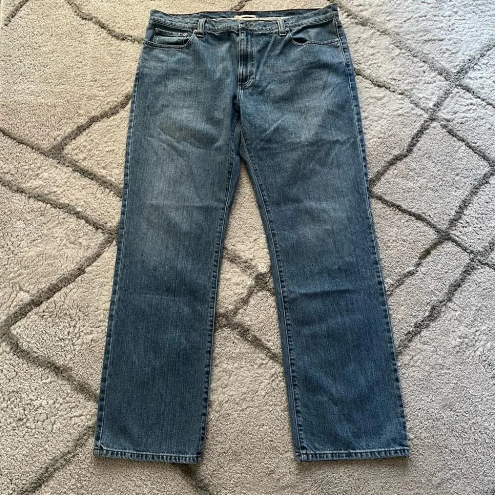 LL Bean jeans standard fit straight leg 40 x 34